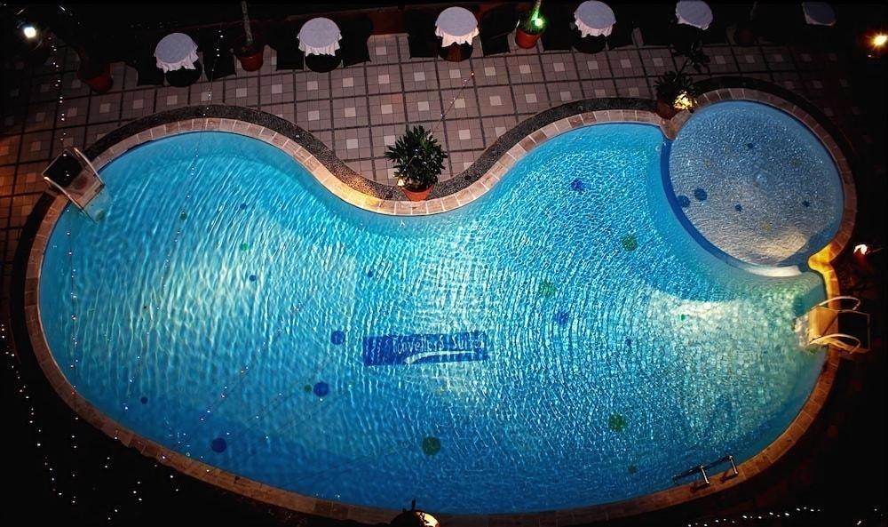 Travellers Suites Serviced Apartments Medan Exterior foto