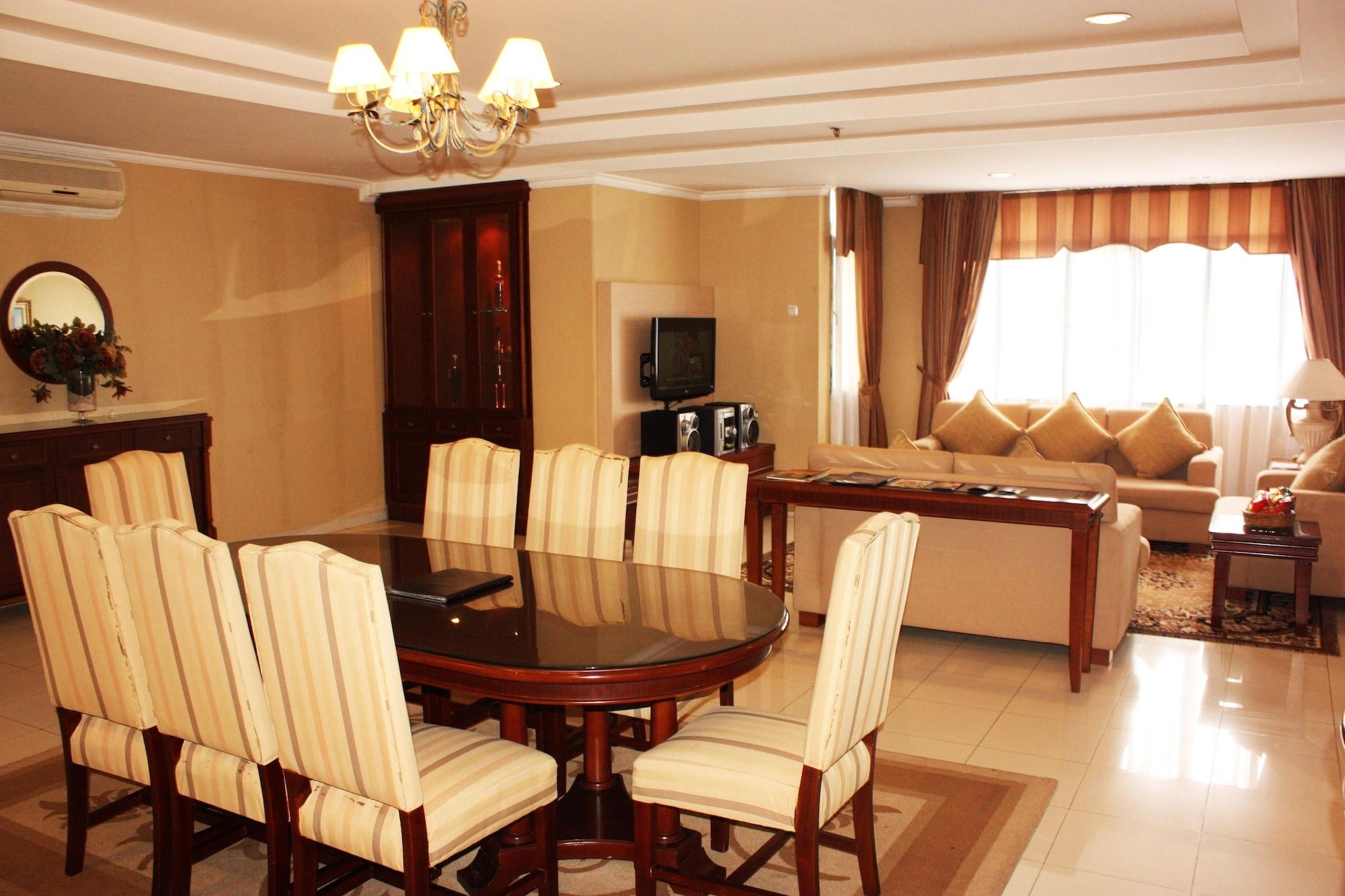Travellers Suites Serviced Apartments Medan Exterior foto