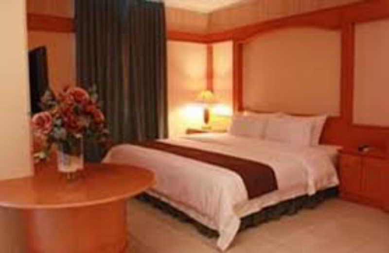 Travellers Suites Serviced Apartments Medan Exterior foto