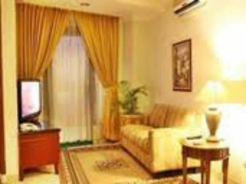 Travellers Suites Serviced Apartments Medan Exterior foto